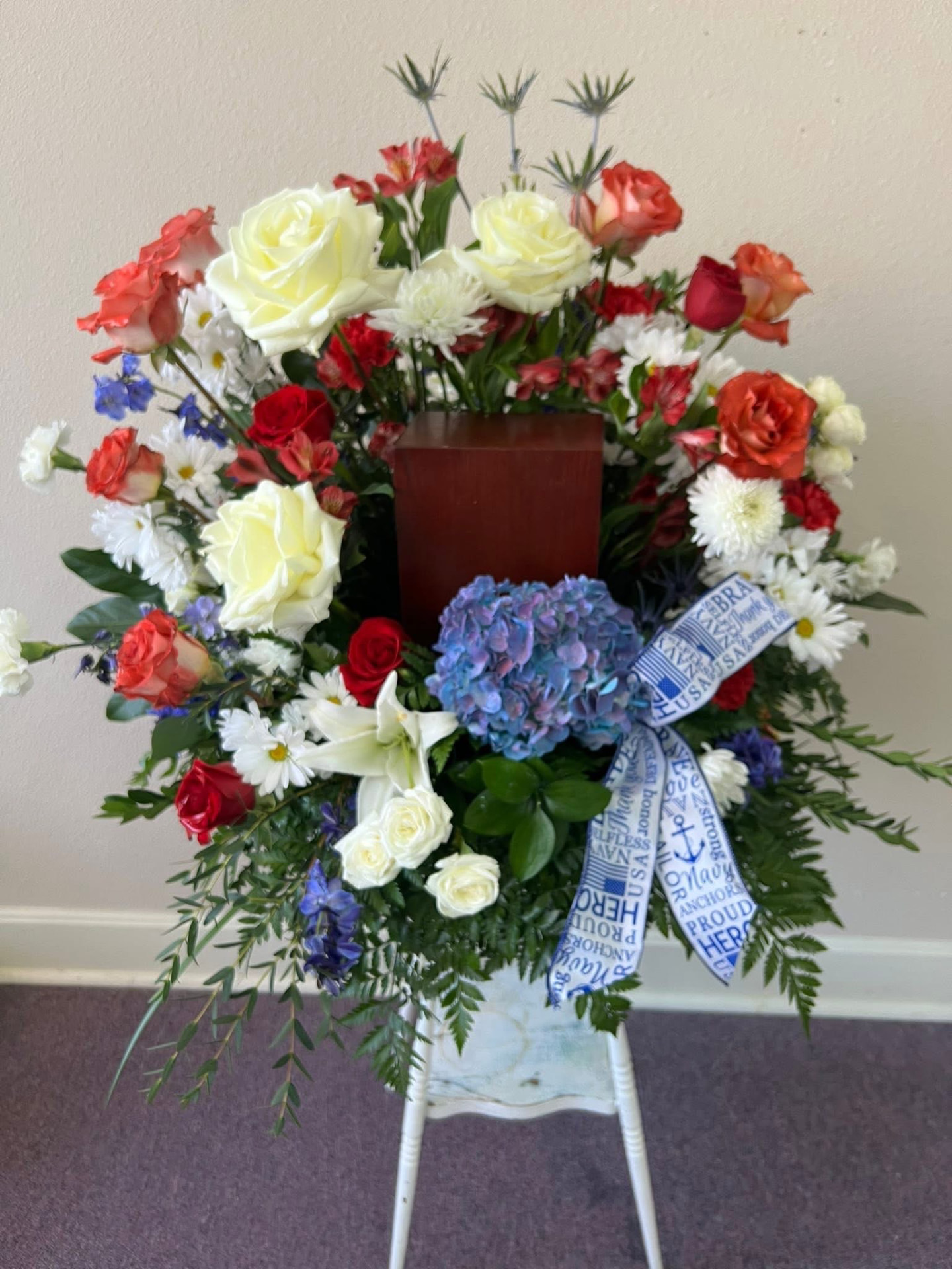 Memorial arrangement