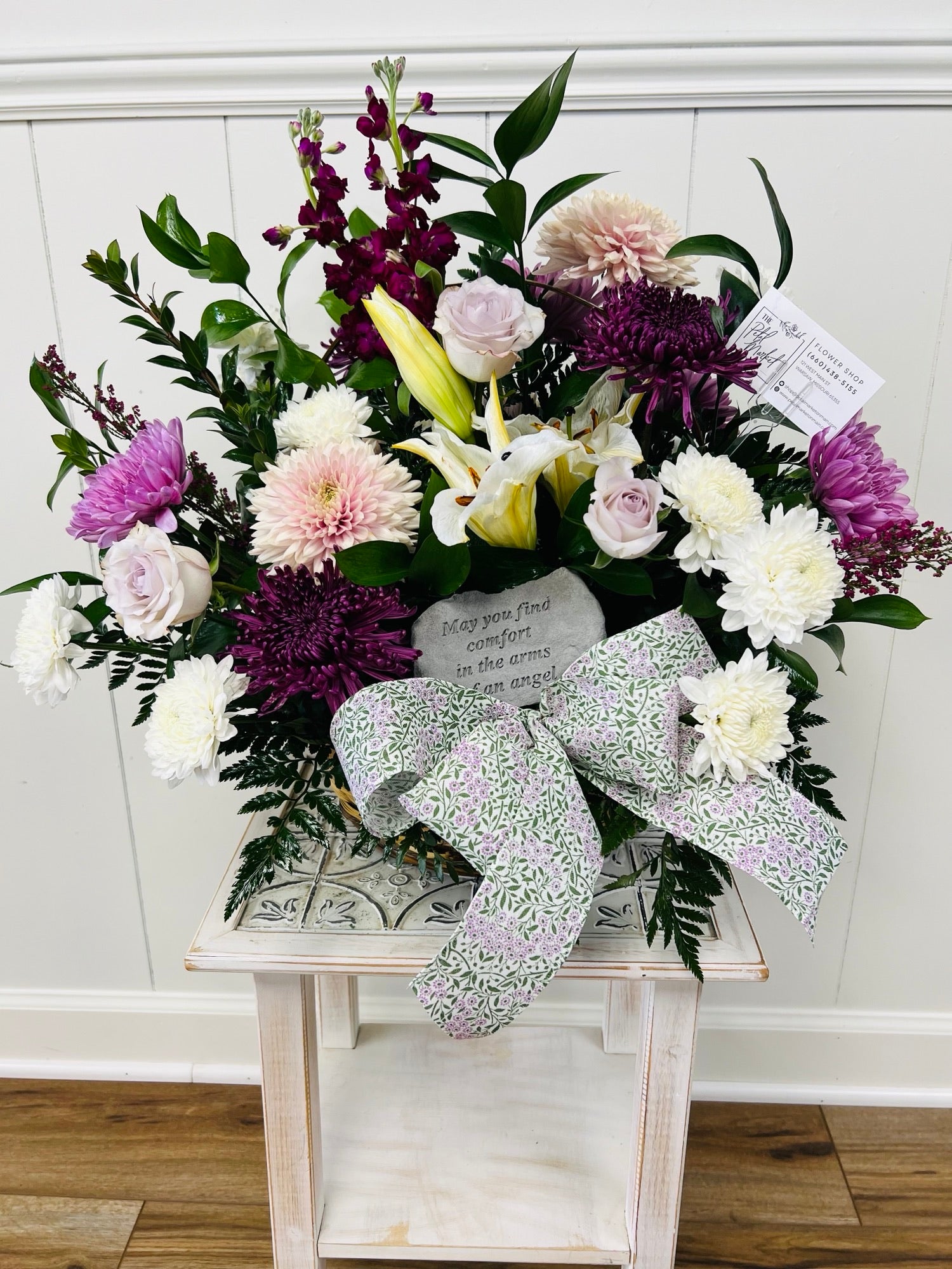 Memorial arrangement
