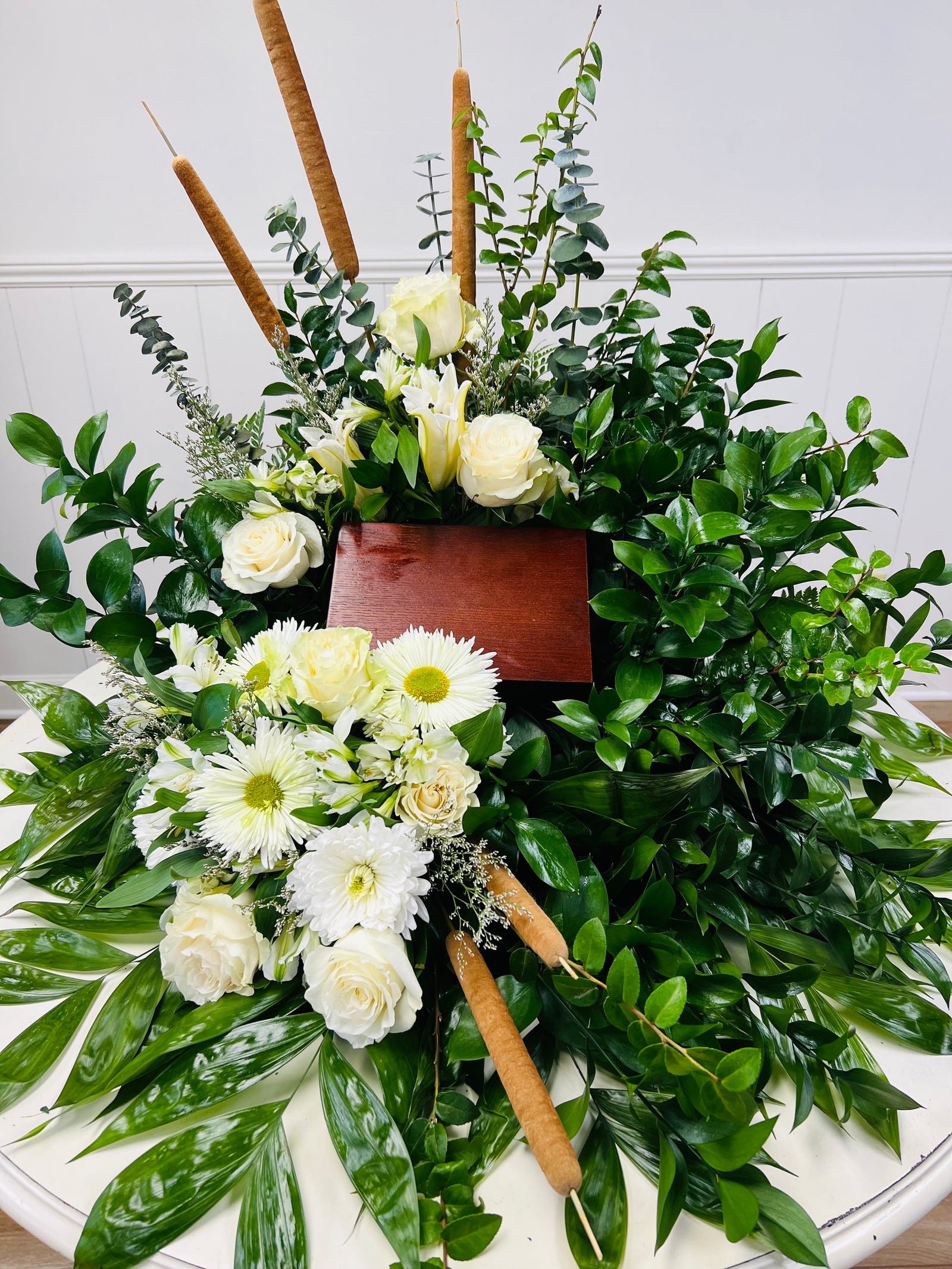 Memorial arrangement